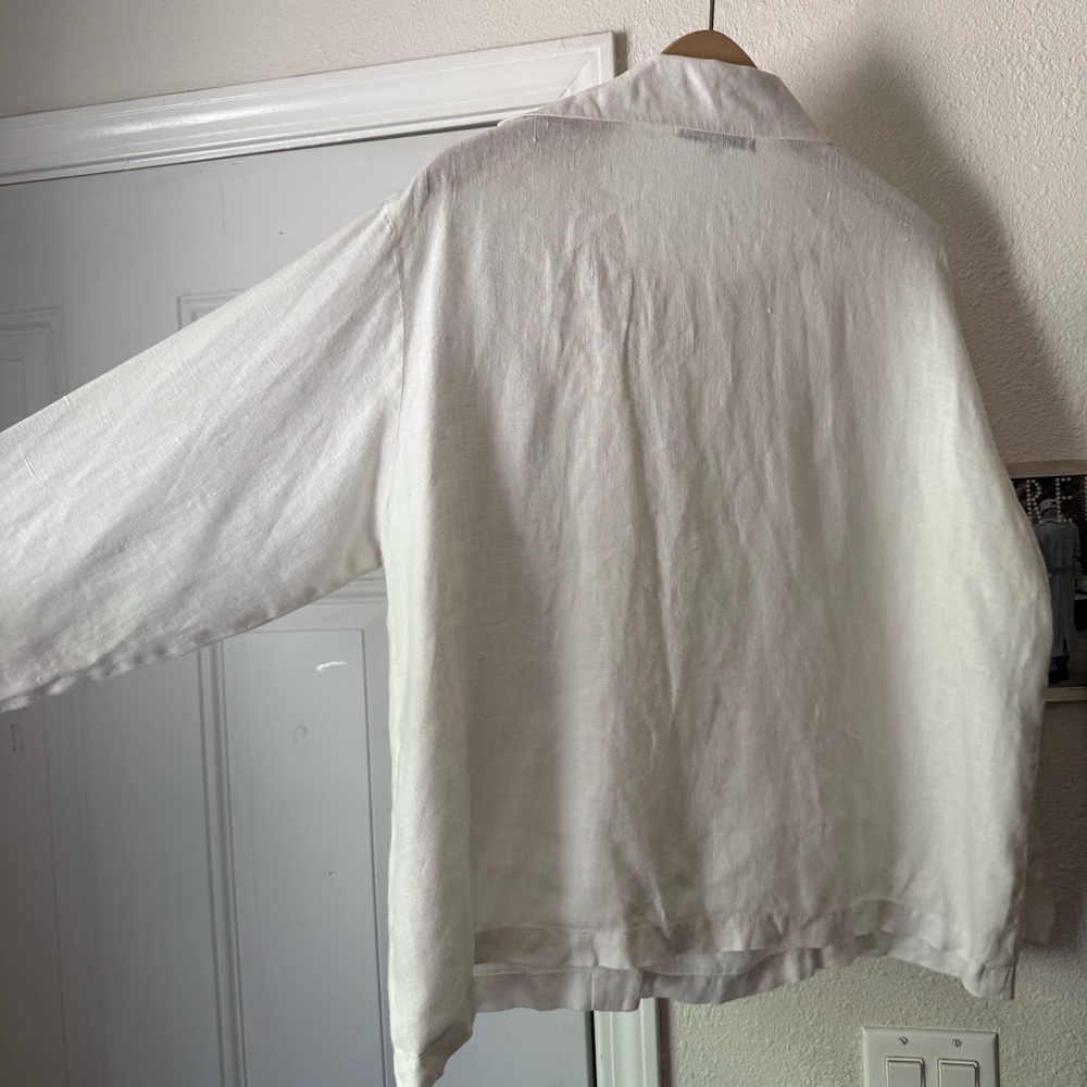 Christopher Calvin White Linen Shell Button Asymm… - image 6